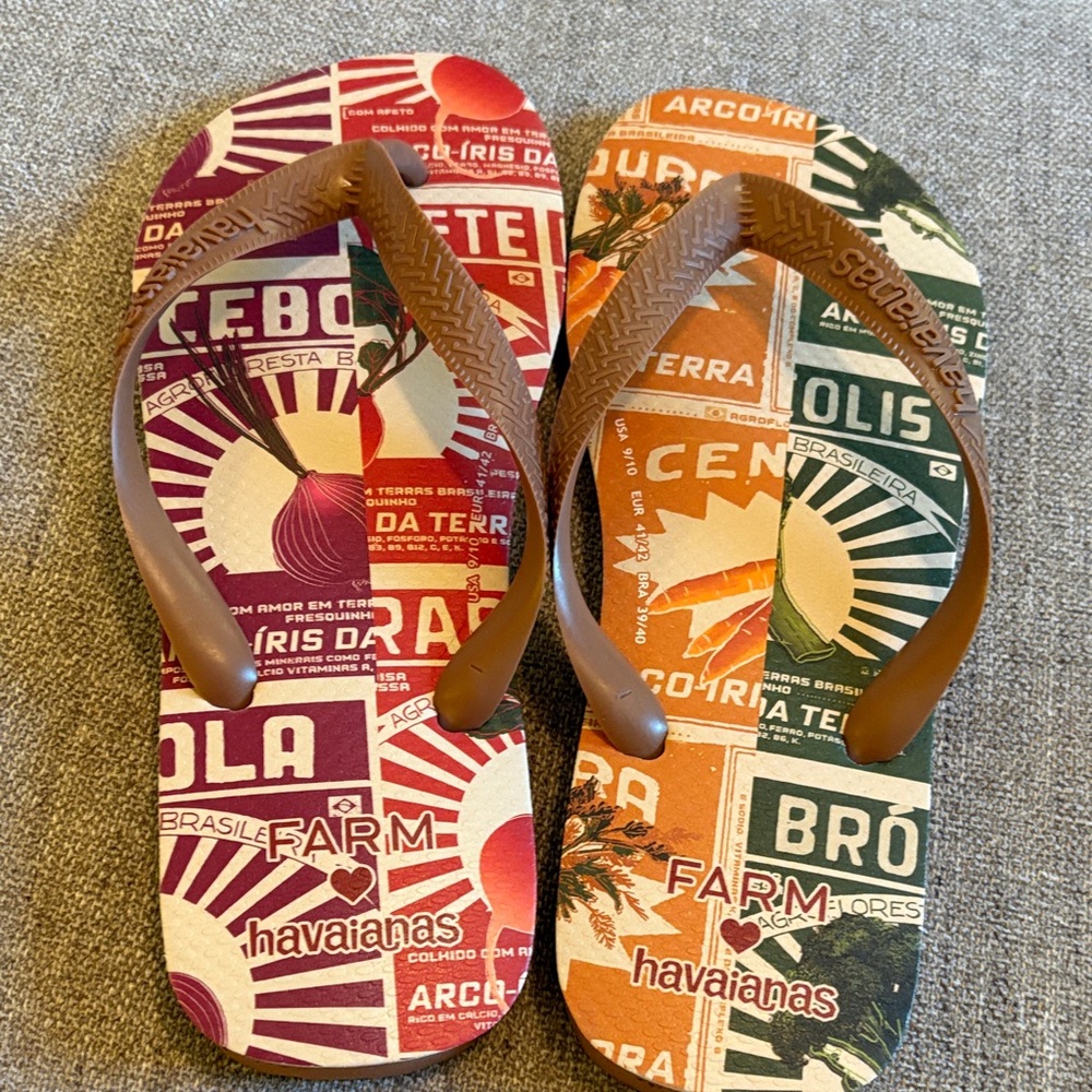Havaianas / Farm Rio collab Graphic Poster Print Flip Flops